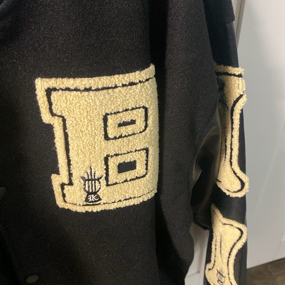 Varsity jacket - Picture 3 of 3